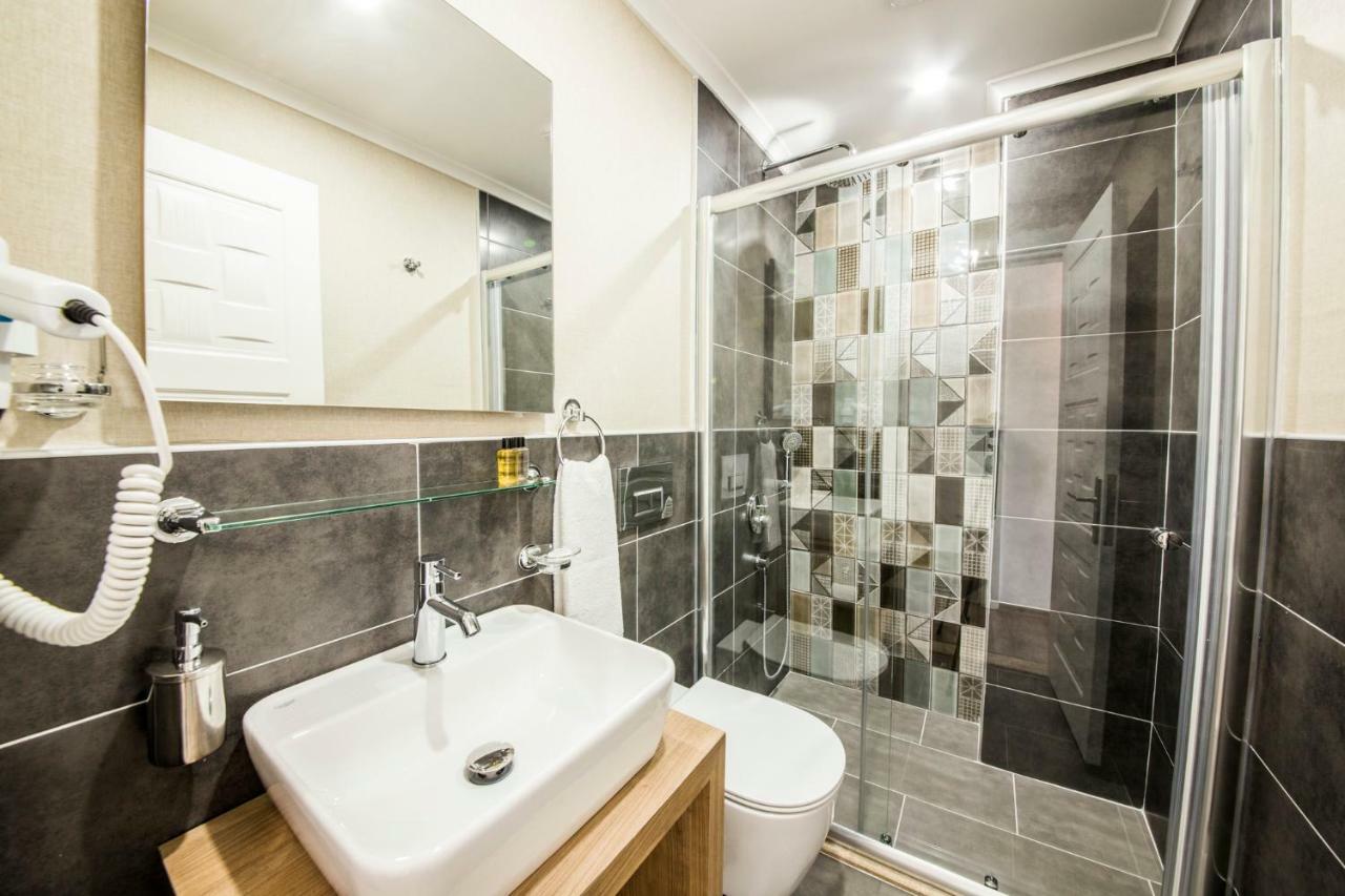 Dekatria Rooms&aparts Hotel 3*